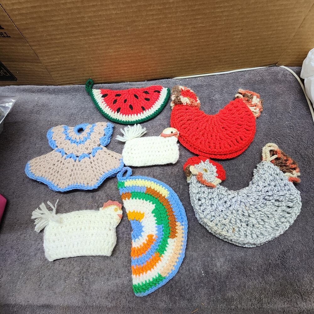 Vintage crochet pot holders Chickens dress watermelon b53